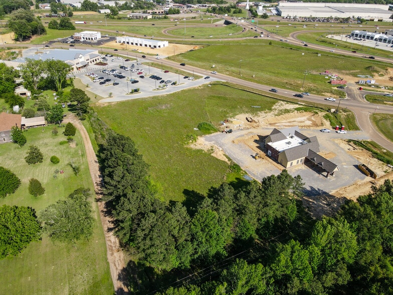 More Photos Of Calhoun Station, Gluckstadt Land For Sale