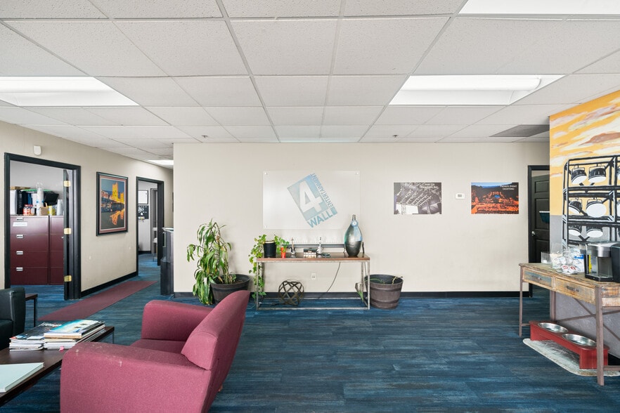 More Photos Of 4081 Seaport Blvd, West Sacramento Warehouse For Lease