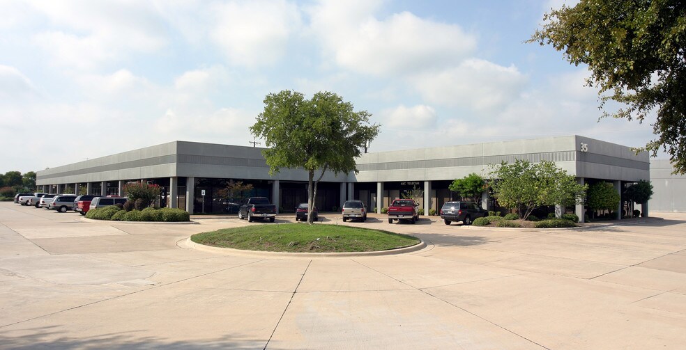 More Photos Of 2301-2337 Gravel Dr, Fort Worth Unknown For Lease