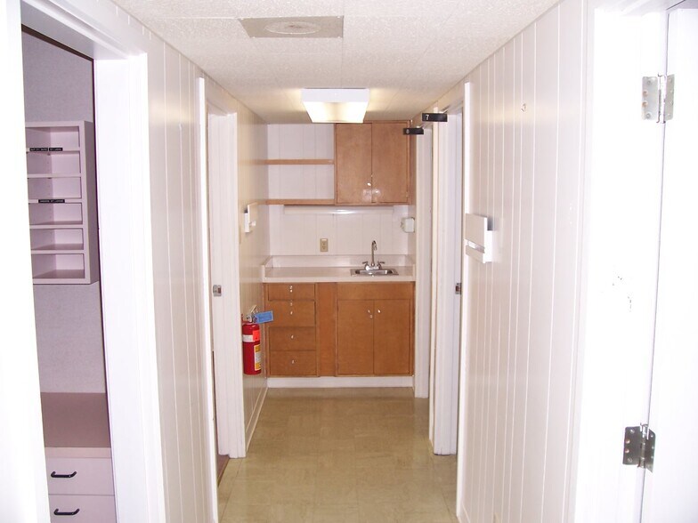 More Photos Of 1200 N Ventura Rd, Oxnard Medical For Sale