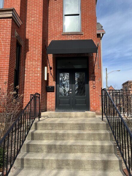 More Photos Of 306 E Gay St, Columbus Loft Creative Space For Lease