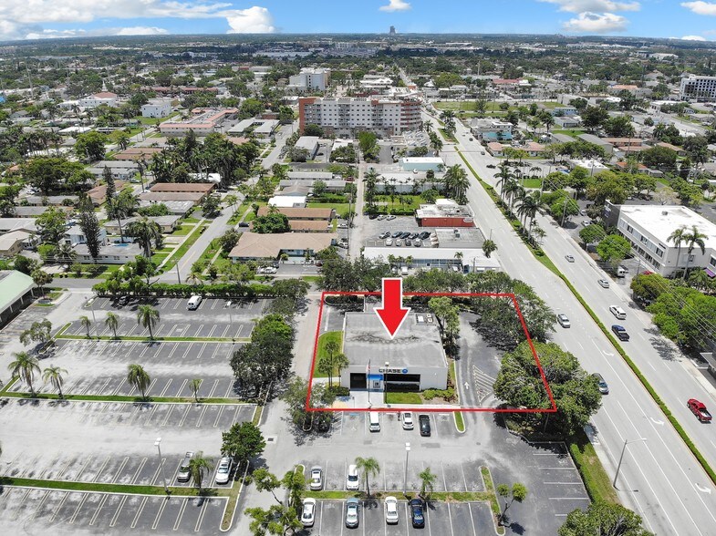 More Photos Of 300 E Dania Beach Blvd, Dania Bank For Lease