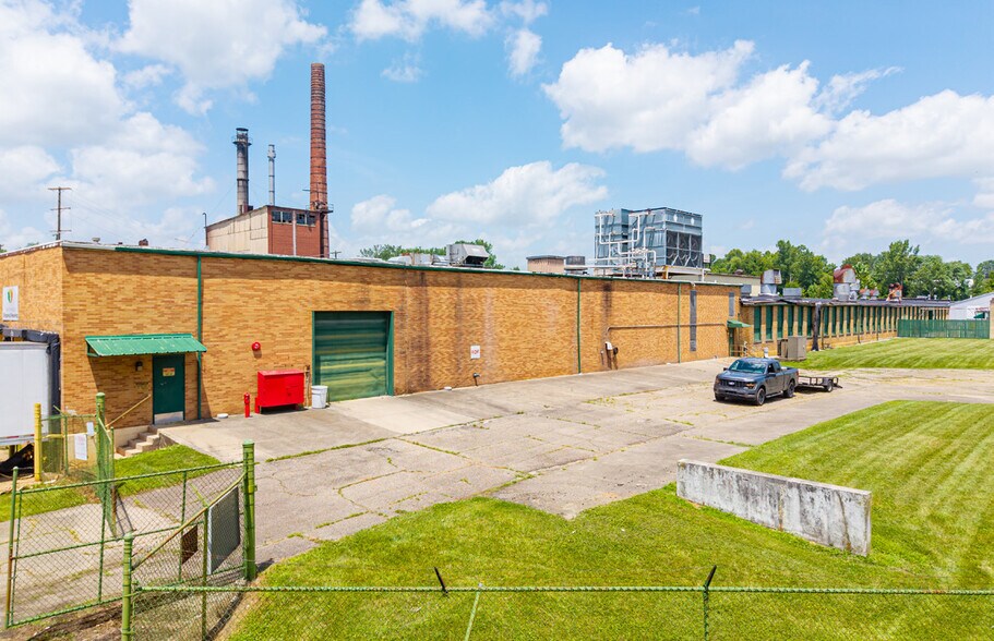 More Photos Of 515 N Main St, Baltimore Manufacturing For Sale
