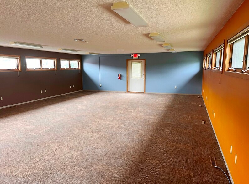 More Photos Of 516 NW 6th St, Brainerd Office For Sale