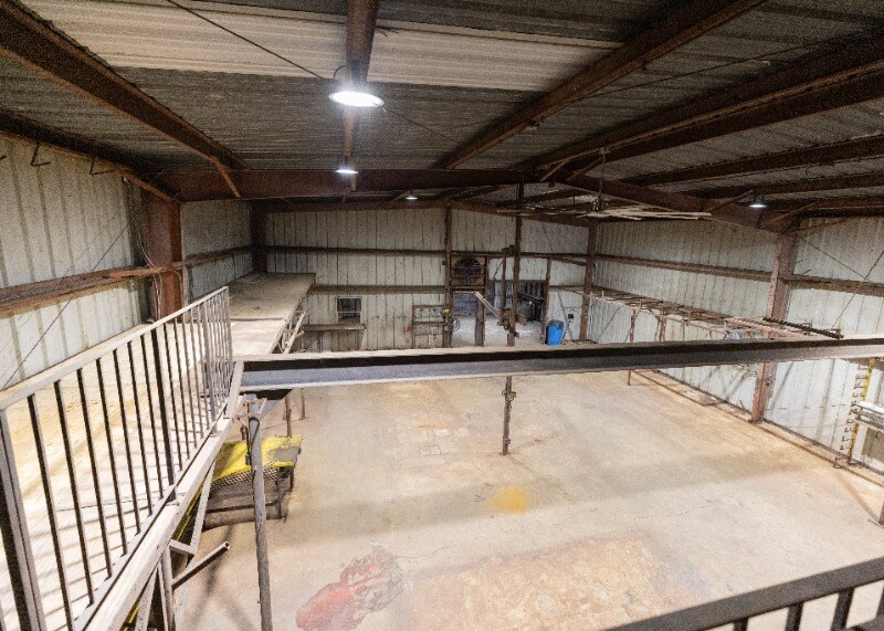 More Photos Of 4824 Pontchartrain Dr, Slidell Light Manufacturing For Sale