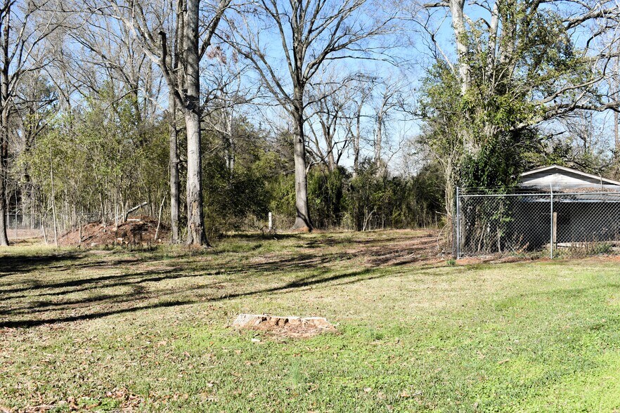More Photos Of 7050 Mobile Hwy, Montgomery Industrial For Sale