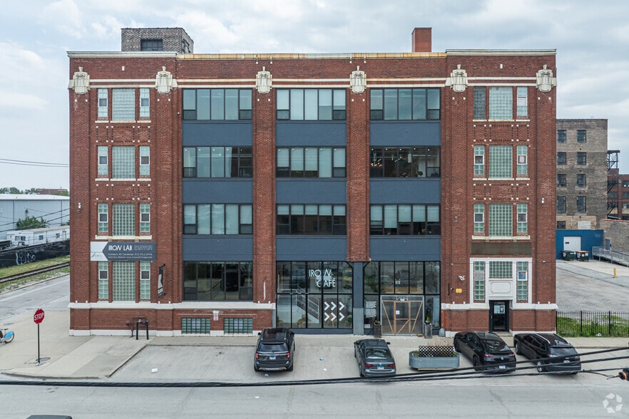 More Photos Of 3700 S Iron St, Chicago Loft Creative Space For Lease