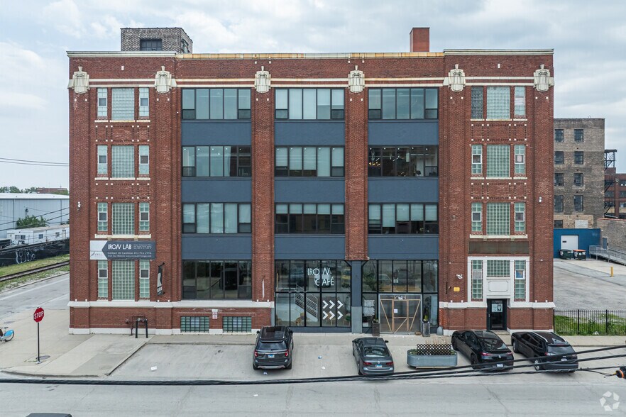 More Photos Of 3700 S Iron St, Chicago Loft Creative Space For Sale