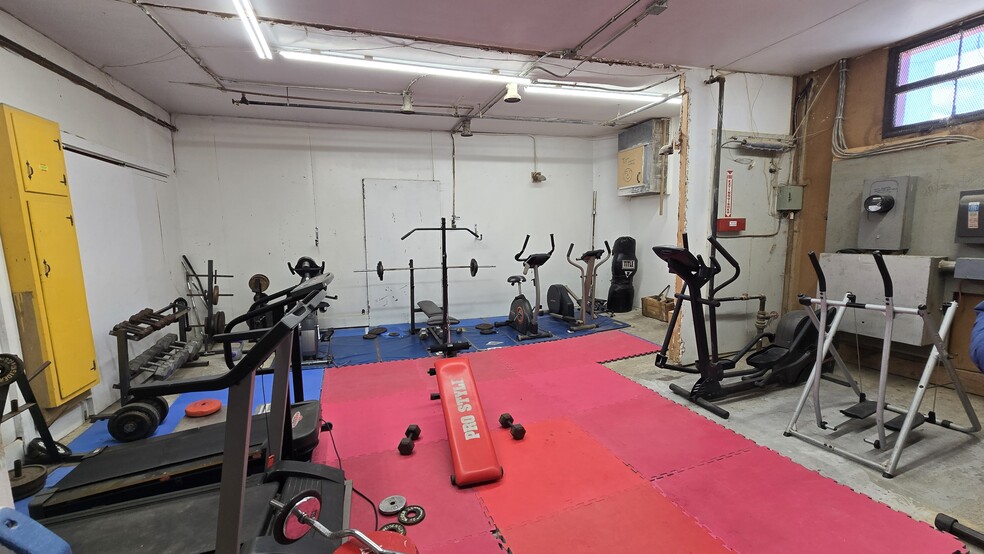 More Photos Of 386-390 River St, Paterson Auto Repair For Sale