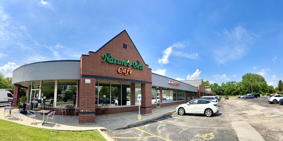 Primary Photo Of 1904 Brookdale Rd, Naperville Storefront For Lease