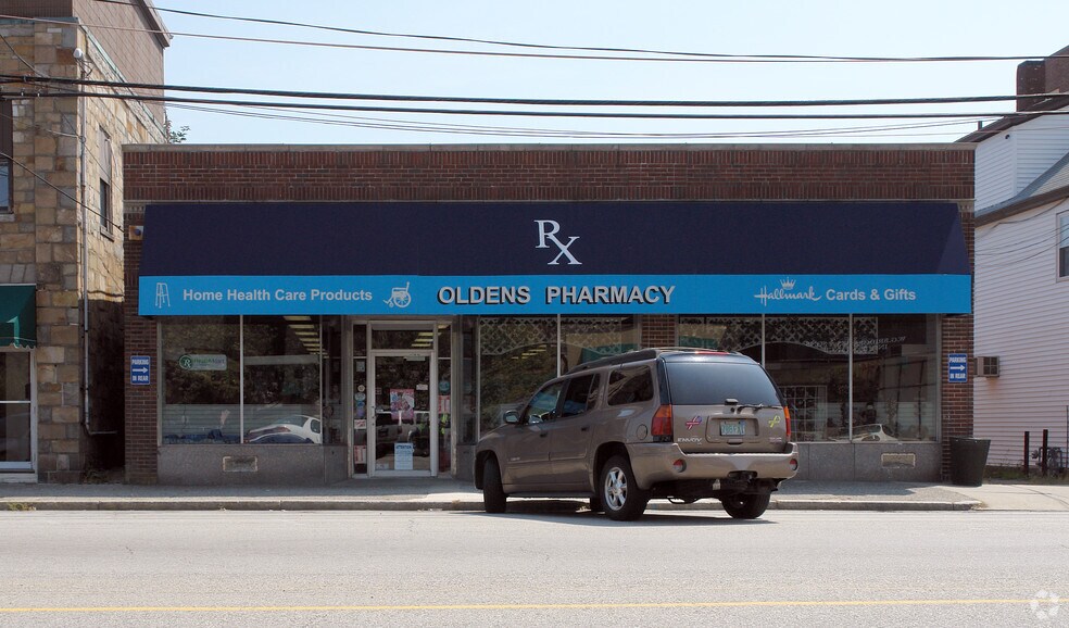 More Photos Of 101-103 Pleasant St, Weymouth Storefront For Lease