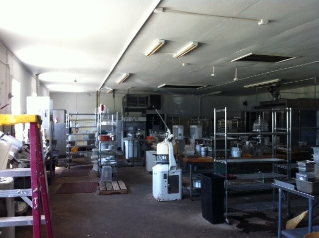 More Photos Of 1124 W Garden St, Pensacola Restaurant For Lease