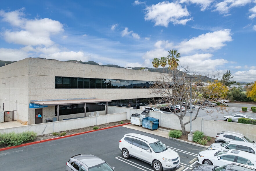 More Photos Of 27455 Tierra Alta Way, Temecula Office For Lease