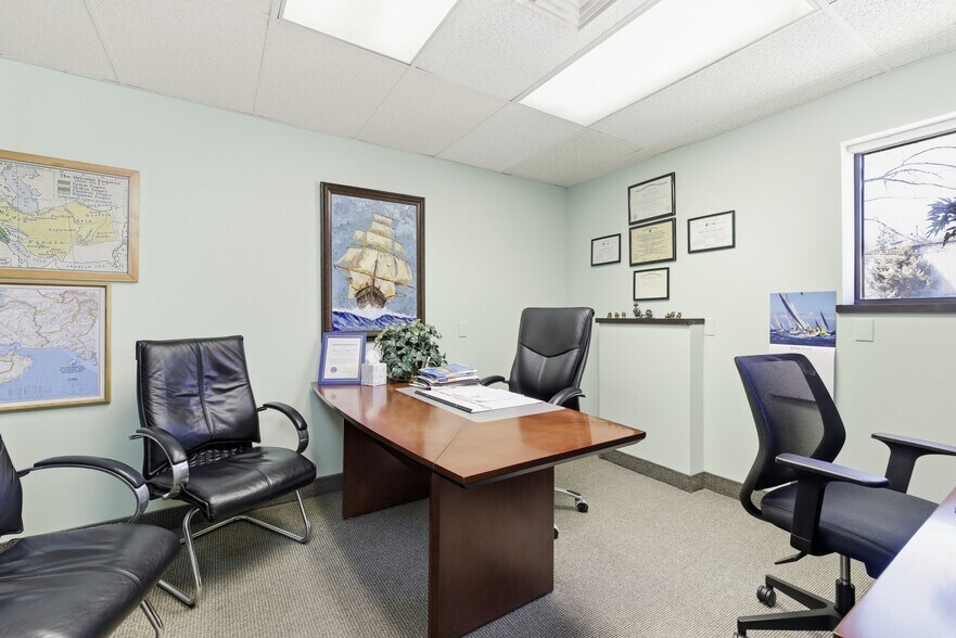 More Photos Of 511 W Grove St, Middleborough Medical For Sale