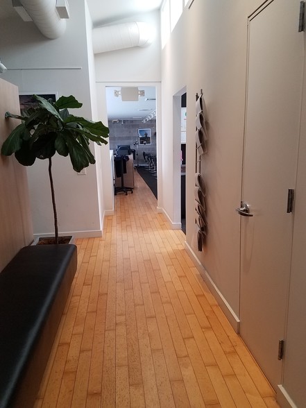 More Photos Of 1919 Mount Diablo Blvd, Walnut Creek Freestanding For Lease