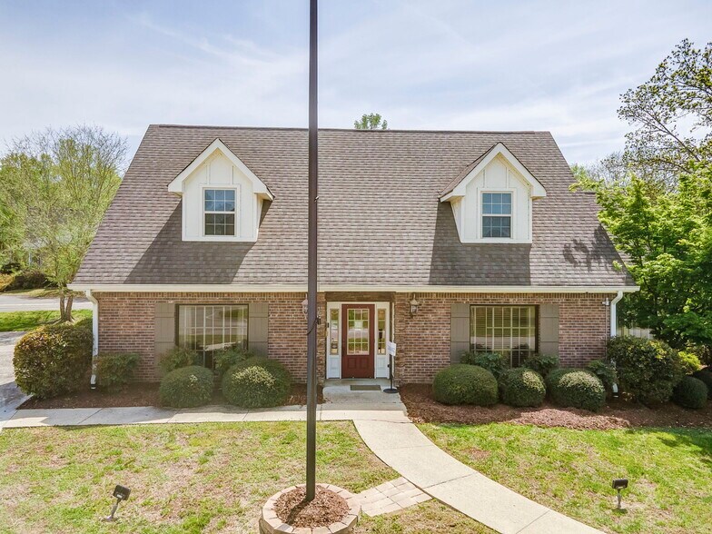 More Photos Of GA Hwy 136, LaFayette Bank For Sale