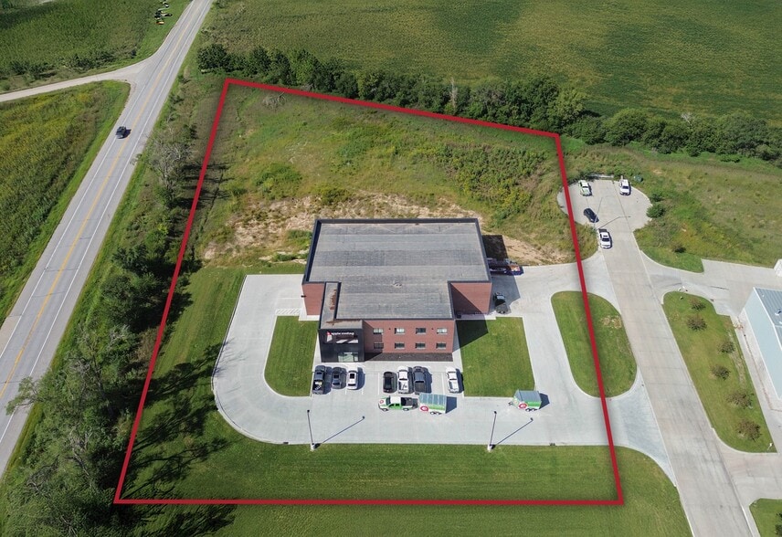 More Photos Of 14218 S 220th St, Gretna Light Distribution For Sale