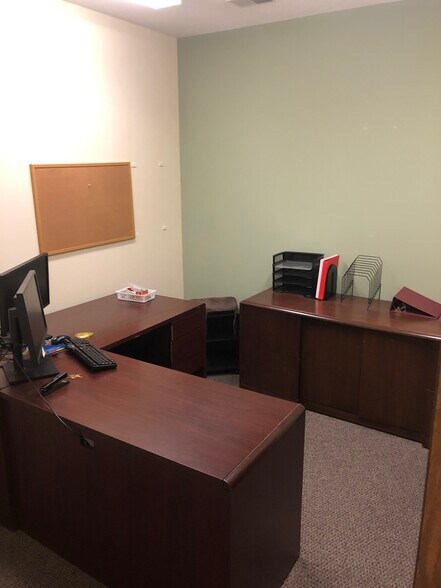More Photos Of 23 Forry St, Newark Office Residential For Lease