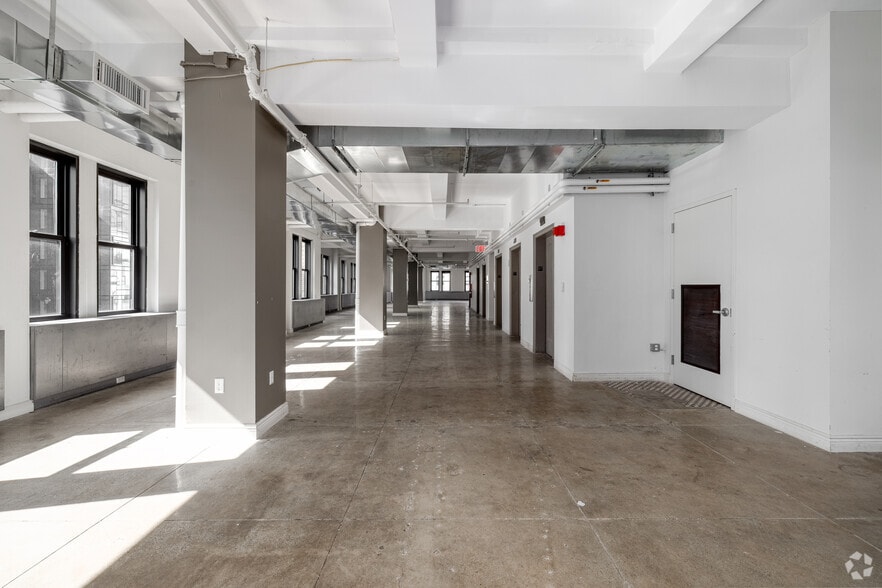 More Photos Of 111 John St, New York Office For Lease