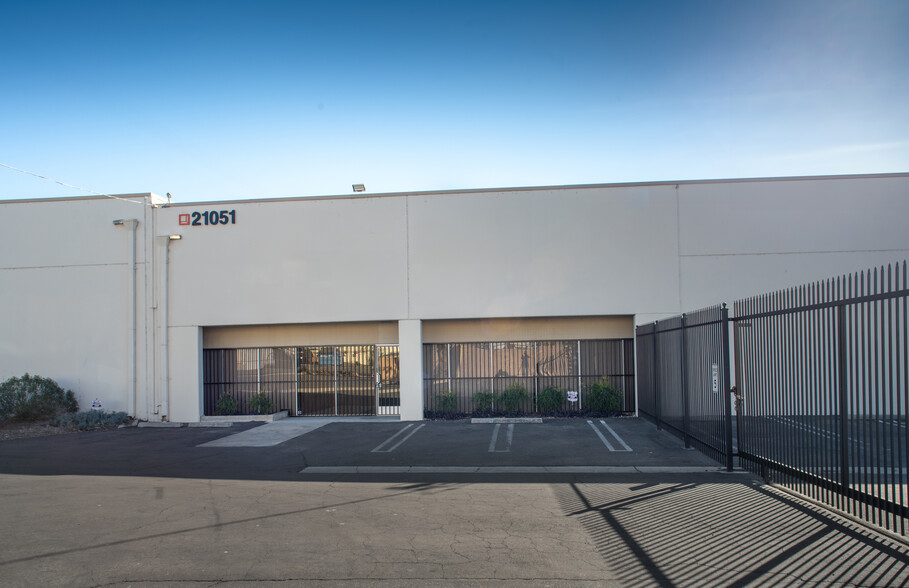 Primary Photo Of 21051 Osborne St, Canoga Park Distribution For Lease