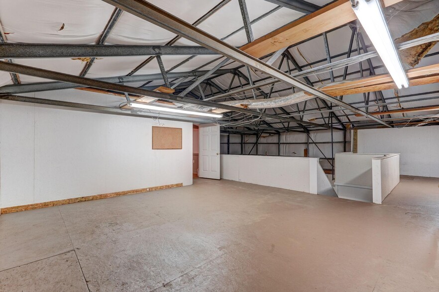 More Photos Of 112 Short Morgan St, Eden Flex For Sale