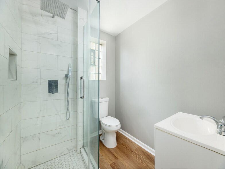 More Photos Of 1303 W Ohio St, Chicago Apartments For Sale