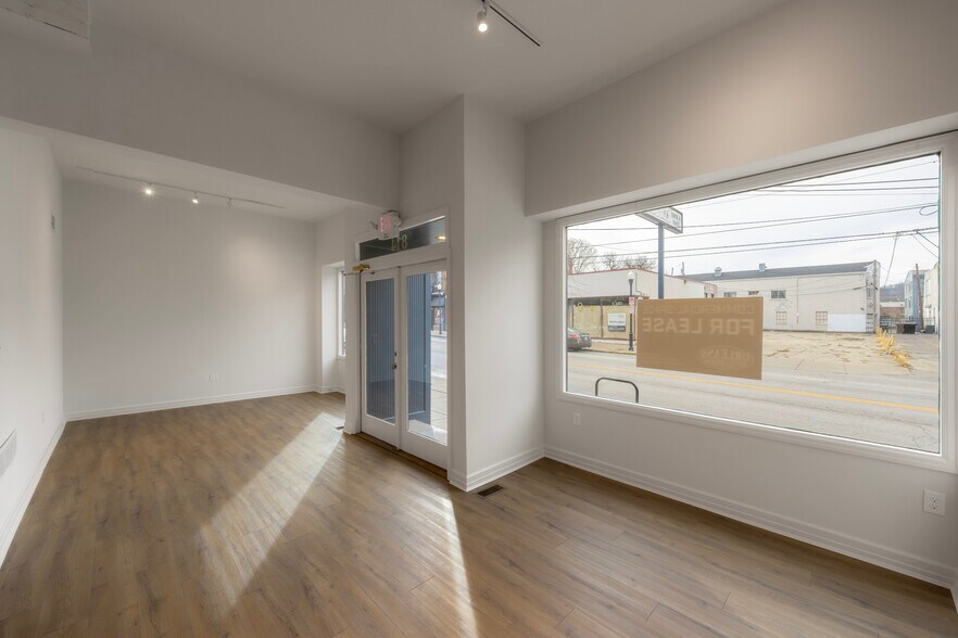 More Photos Of 814 Madison Ave, Covington Office Residential For Lease