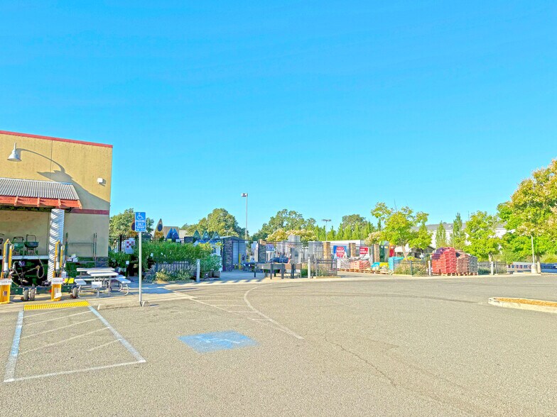 More Photos Of 1000 American Way, Windsor Freestanding For Sale