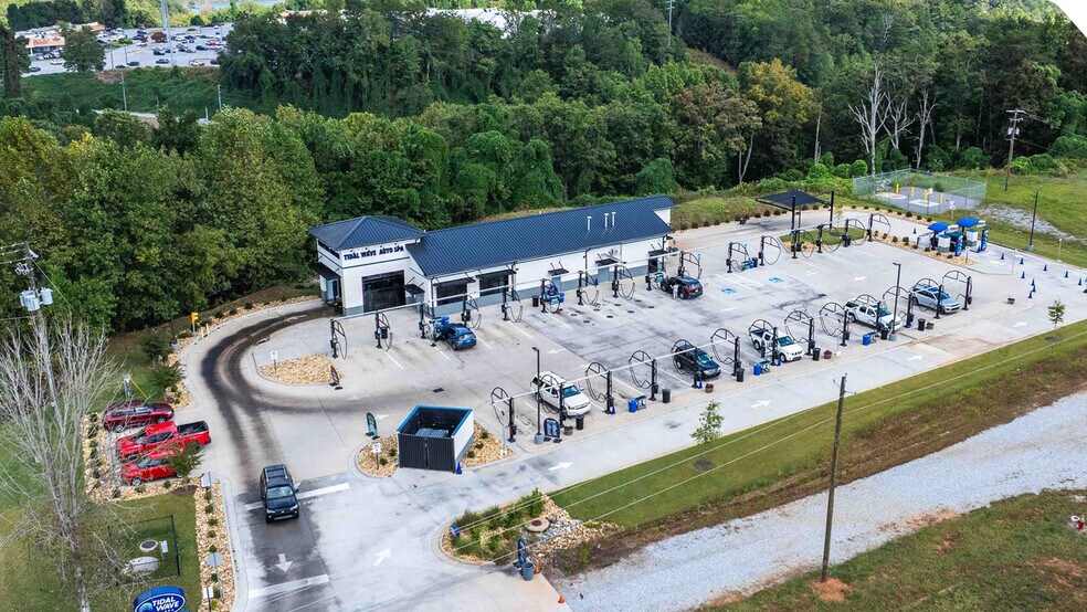 Primary Photo Of 500 Morrison Moore Pky E, Dahlonega Carwash For Sale