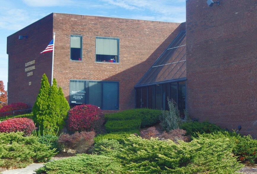 More Photos Of 131 New London Tpke, Glastonbury Medical For Lease