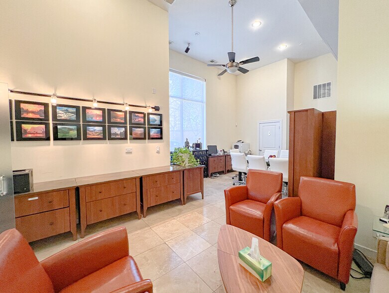 More Photos Of 1701 S Racine Ave, Chicago Multifamily For Sale