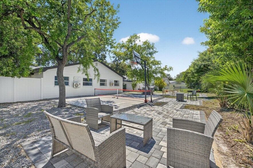 More Photos Of 4513 W McElroy Ave, Tampa Apartments For Sale