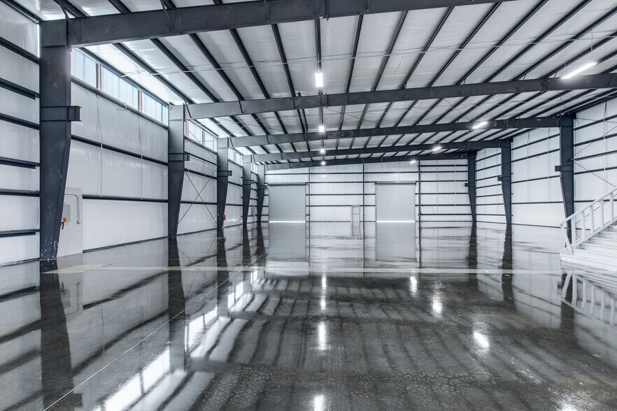 More Photos Of 6702 Theall Rd, Houston Warehouse For Sale