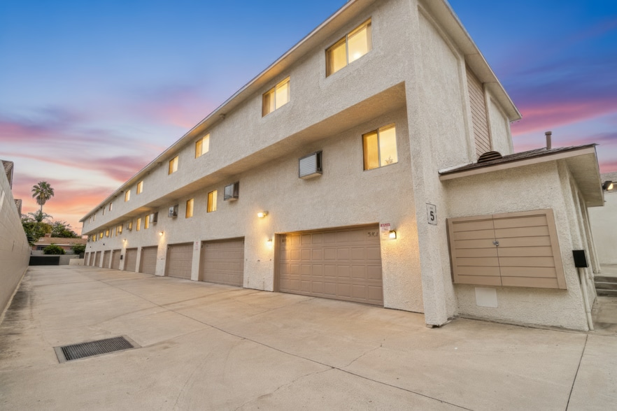 More Photos Of 15531 Woodruff Ave, Bellflower Apartments For Sale