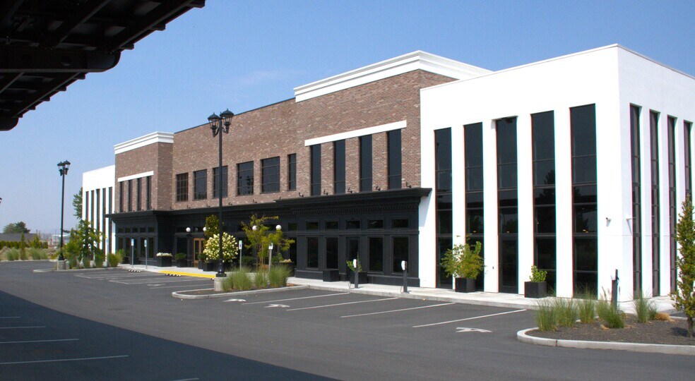 More Photos Of 5715 Bedford St, Pasco Office For Lease