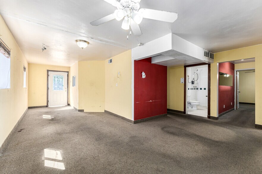 More Photos Of 545 E University Dr, Mesa Office For Sale