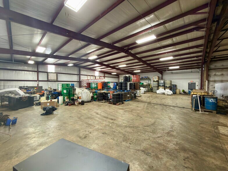 More Photos Of 4400 Poche Ct W, New Orleans Light Manufacturing For Sale