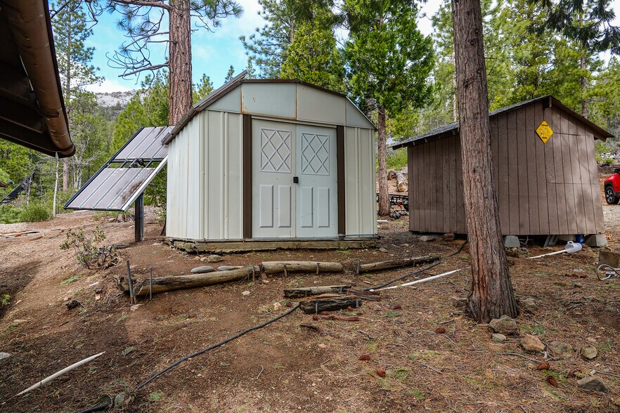 More Photos Of 6409 Kangaroo Creek Rd, Gazelle Land For Sale