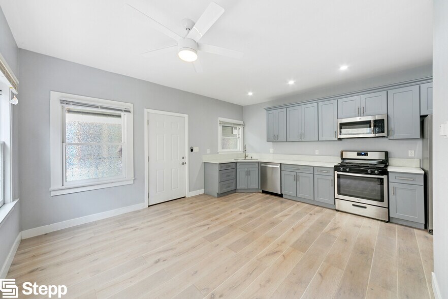 More Photos Of 338 Cedar Ave, Long Beach Apartments For Sale