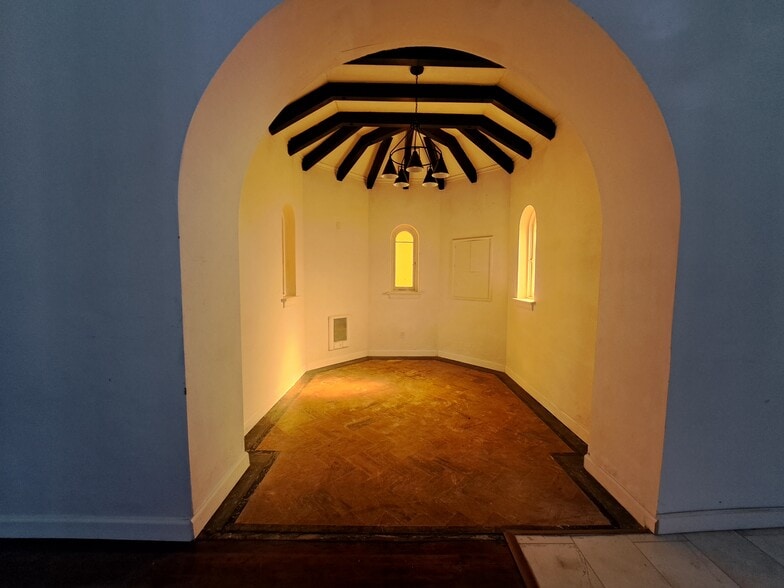 More Photos Of 1935 Sidney St, Saint Louis Religious Facility For Lease