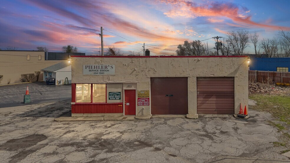 More Photos Of 1803 Lyell Ave, Rochester Auto Repair For Sale