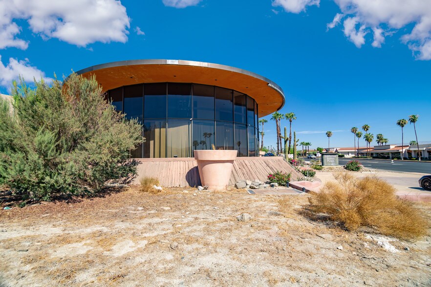 More Photos Of 72067 Highway 111, Rancho Mirage Loft Creative Space For Lease