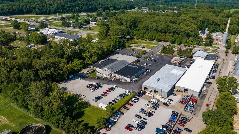 More Photos Of 484 S Main St, Granville Supermarket For Sale