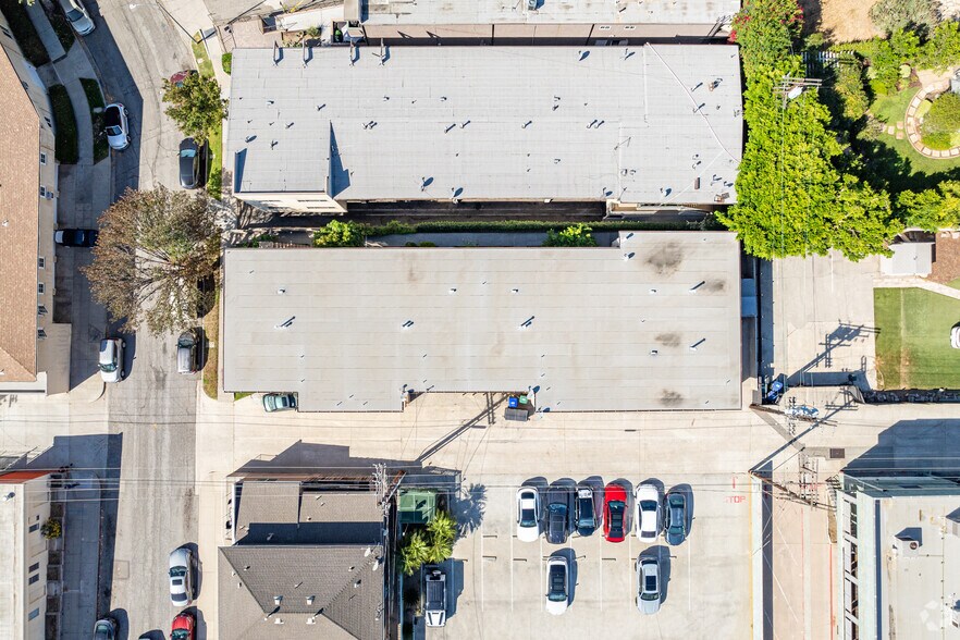 More Photos Of 231 Justin Ave, Glendale Apartments For Sale