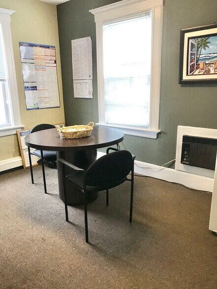 More Photos Of 1480 Bedford St, Stamford Office For Lease