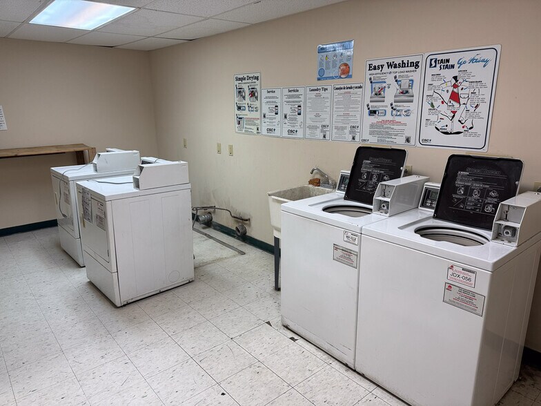 More Photos Of 243 E Main St, Alliance Apartments For Sale