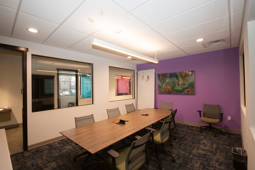 More Photos Of 2780 N Eagle Ln, Liberty Lake Office For Lease