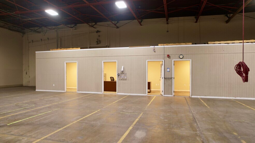 More Photos Of 1131 Shine Ave, Myrtle Beach Warehouse For Lease