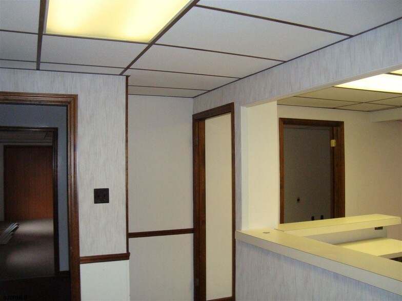 More Photos Of 705 White Horse Pike, Absecon Office For Lease