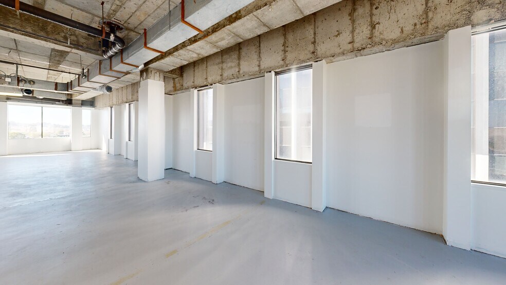 More Photos Of 21515 Hawthorne Blvd, Torrance Unknown For Lease